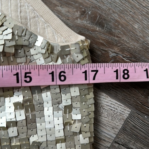 White House Black Market top gold sequined dressy formal size Medium sleeveless - Picture 7 of 9